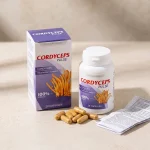 Cápsulas de Cordyceps Pulse junto al envase y el folleto