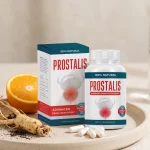 Cápsulas de Prostalis con ginseng y vitamina C sobre un fondo neutro